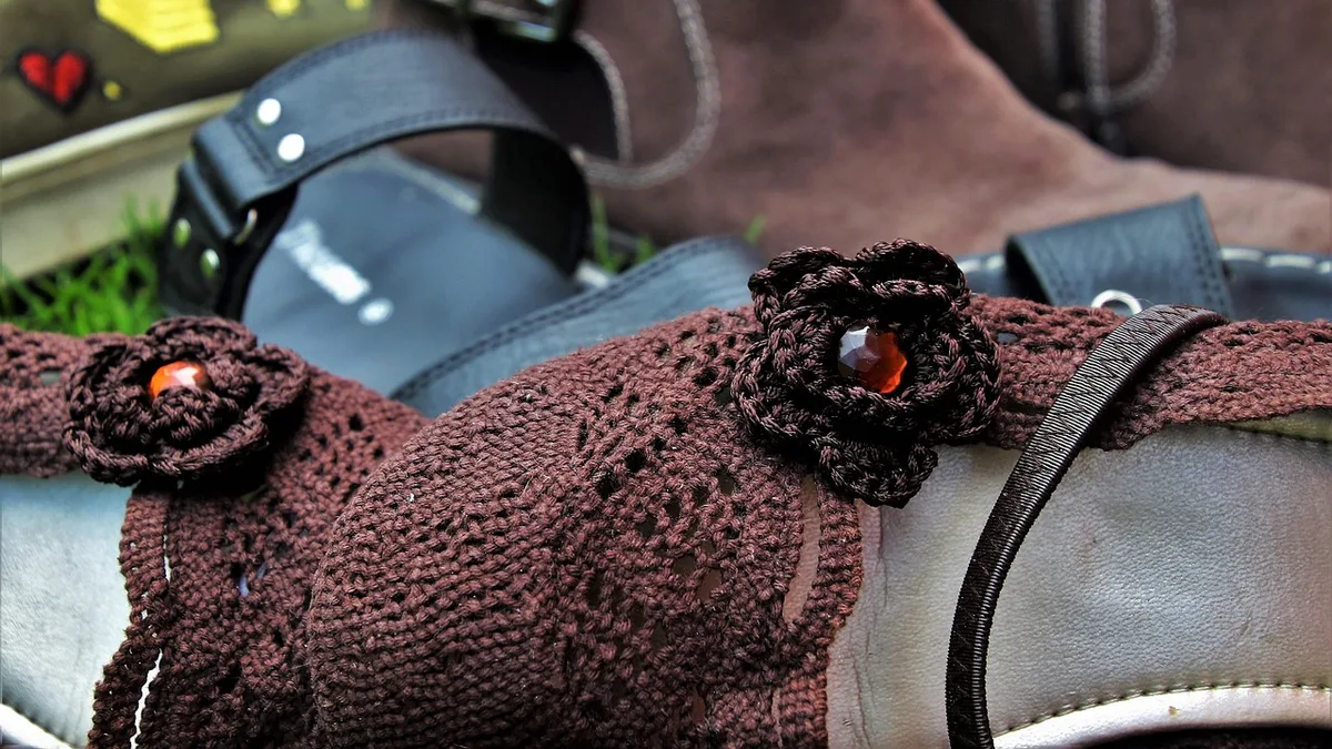 old shoes, footwear, sneakers, leather, used, shoe, shoes, model, style, lacy, decorative, the structure of the, together, brown, wear, sole, slider, old, clip, collection, mixed, still life, rubber, seasons